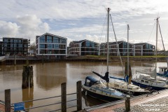Neubauten-Wohnen-am-Wasser-Alter-Norder-Hafen-Burggraben-Stadt-Norden-7.2.2024-4