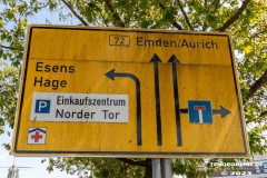Strassenschild-Esens-Hage-Emden-Aurich-Norder-Tor-Burggraben-Stadt-Norden-5.6.2023-48