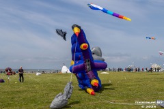 Drachenfest-Drachenwiese-Norddeich-Stadt-Norden-9.5.2024-23