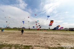 Drachenfest-Drachenwiese-Norddeich-Stadt-Norden-9.5.2024-89