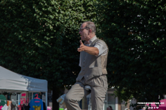 Eröffnung-Straßenkunstfestival-Heiko-Schmelzle-und-Herr-Konrad-in-Norden-am-24.8.2019-21