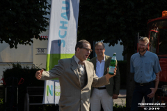 Eröffnung-Straßenkunstfestival-Heiko-Schmelzle-und-Herr-Konrad-in-Norden-am-24.8.2019-9