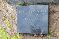 Bernhard-Tenor-10.6.1953-30.7.2001-Friedhof-Stadt-Norden-7.8.2022-1
