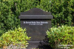 Dr.-Berend-Heiko-Onno-Behrends-Grabstein-Grab-Parkfriedhof-Stadt-Norden-6.8.2022-77