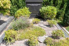 Dr.-Berend-Heiko-Onno-Behrends-Grabstein-Grab-Parkfriedhof-Stadt-Norden-6.8.2022-78