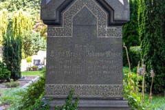Ernst-Kruse-Johanna-Kruse-Grabstein-Grab-Parkfriedhof-Stadt-Norden-6.8.2022-53