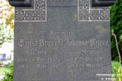 Ernst-Kruse-Johanna-Kruse-Grabstein-Grab-Parkfriedhof-Stadt-Norden-6.8.2022-54