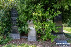 Meyer-Engstroem-Senator-Reemt-Deters-Meyer-Grabstein-Grab-Parkfriedhof-Stadt-Norden-6.8.2022-3