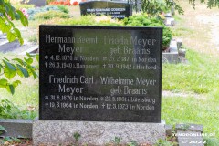 Meyer-Grabstein-Grab-Parkfriedhof-Stadt-Norden-6.8.2022-27