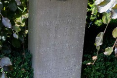 Pastor-Gerhard-Meyer-Grabstein-Grab-Parkfriedhof-Stadt-Norden-6.8.2022-51