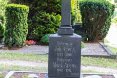 Referendar-Joh-Arens-Diakonisse-Marg-Arens-Grabstein-Grab-Parkfriedhof-Stadt-Norden-6.8.2022-60