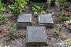 Ruhestaette-Familie-Neupert-Grabstein-Grab-Parkfriedhof-Stadt-Norden-6.8.2022-85