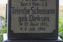 W.A.-Schomann-Trientje-Schomann-Grabstein-Grab-Parkfriedhof-Stadt-Norden-6.8.2022-89