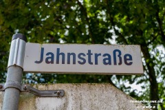 Strassenschild-Jahnstrasse-Stadt-Norden-18.8.2022-17