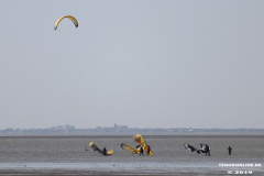 Kitesurfer-Norddeich-Strand-27.7.2019-1