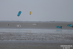 Kitesurfer-Norddeich-Strand-27.7.2019-4