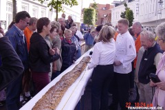 laengste-Teetafel-der-Welt-Stadt-Norden-Ostfriesland-22.8.2004-7