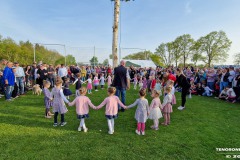 Maibaum-Sportplatz-Hage-30.4.2024-45