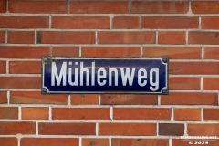 altes-Strassenschild-Muehlenweg-Stadt-Norden-17.2.2024-1