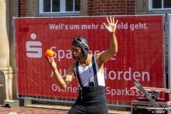 Sommerfest-mit-Strassenkunstfestival-Stadt-Norden-26.8.2023-56