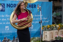 Sommerfest-mit-Strassenkunstfestival-Stadt-Norden-26.8.2023-82