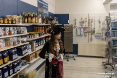 Foto-Paulsen-wird-gekapert-Foto-Paulsen-wird-gekapert-Piratenfest-Stadt-Norden-3.8.2024-28