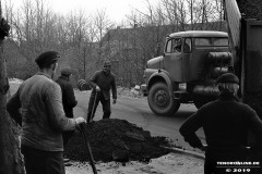 Asphaltierungsarbeiten-Bauarbeiten-1970er-Berumerfehn-Folkert-Saueressig