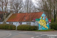Haus-mit-Graffiti-Schulstrasse-Stadt-Norden-21.12.2019-12