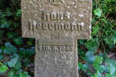 Hans-Heermann-Grabstein-Soldatenfriedhof-Parkfriedhof-Stadt-Norden-6.8.2022-18