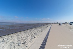 Strand-Norddeich-das-Deck-Wasserkante-Stand-Norden-Ostfriesland-Weitwinkel-10.6.2023-19