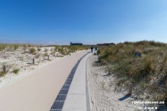 Strand-Norddeich-das-Deck-Wasserkante-Stand-Norden-Ostfriesland-Weitwinkel-10.6.2023-56