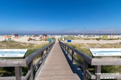 Strand-Norddeich-das-Deck-Wasserkante-Stand-Norden-Ostfriesland-Weitwinkel-10.6.2023-65