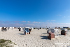 Strand-Norddeich-das-Deck-Wasserkante-Stand-Norden-Ostfriesland-Weitwinkel-10.6.2023-7