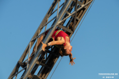 Straßenkunstfestival-Norden-2019-Duo-Charisma-Torfmarkt-Norden-24.8.2019-18