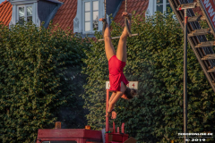 Straßenkunstfestival-Norden-2019-Duo-Charisma-Torfmarkt-Norden-24.8.2019-34