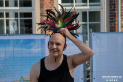 Straßenkunstfestival-Norden-2019-Duo-Diagonal-Torfmarkt-Norden-24.8.2019-15