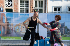 Straßenkunstfestival-Norden-2019-Duo-Diagonal-Torfmarkt-Norden-24.8.2019-17