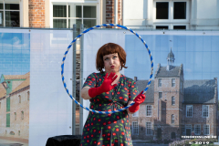 Straßenkunstfestival-Norden-2019-Duo-Diagonal-Torfmarkt-Norden-24.8.2019-18