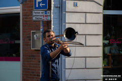 Straßenkunstfestival-Norden-2019-Eric-Tarantola-Osterstraße-Blume-Ideal-24.8.2019-13