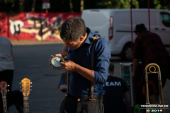 Straßenkunstfestival-Norden-2019-Eric-Tarantola-Osterstraße-Blume-Ideal-24.8.2019-4