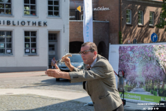 Straßenkunstfestival-Norden-2019-Herr-Konrad-Torfmarkt-Stadtwerke-Schauplatz-l-25.8.2019-14