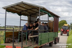 Treckertreffen-Oldtimertreffen-Westermarscher-Treckerfreunde-Westermarsch-Norden-Samstag-Treckerkorso-12.8.2023-31