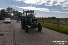 Treckertreffen-Oldtimertreffen-Westermarscher-Treckerfreunde-Westermarsch-Norden-Samstag-Treckerkorso-12.8.2023-34