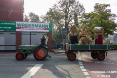 Treckerkorso-Festumzug-Westerstrassenfest-Tag-der-Regionen-Stadt-Norden-17.9.2023-27
