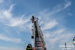 Uebung-Hoehenrettung-10.-Feuerwehrtage-Norddeich-30.7.2022-44