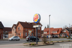 Werbeschild-Reklame-Burger-King-Bahnhof-ZOB-Stadt-Norden-28.2.2020-1
