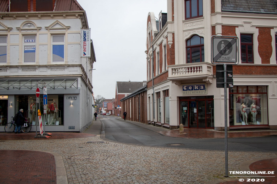 Osterstraße Richtung Kleine Mühlenstraße  in Norden ist eine Einbahnstraße