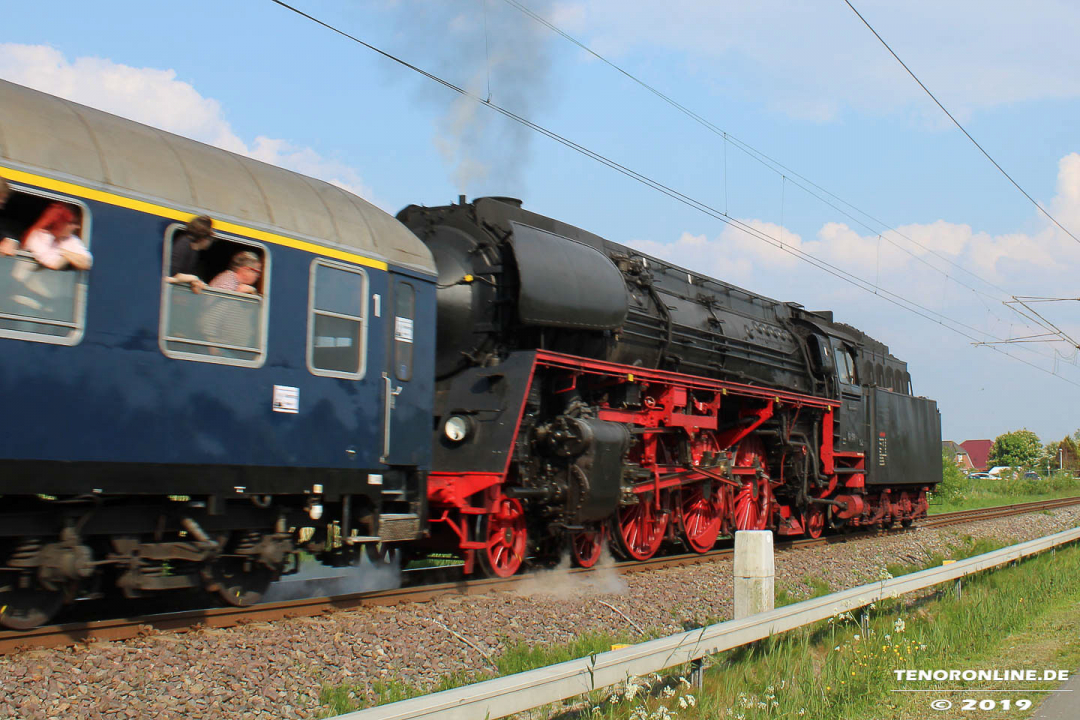 BR01 519 Westfalendampf Sonderfahrt nach Norddeich Mole am 18.5.2019