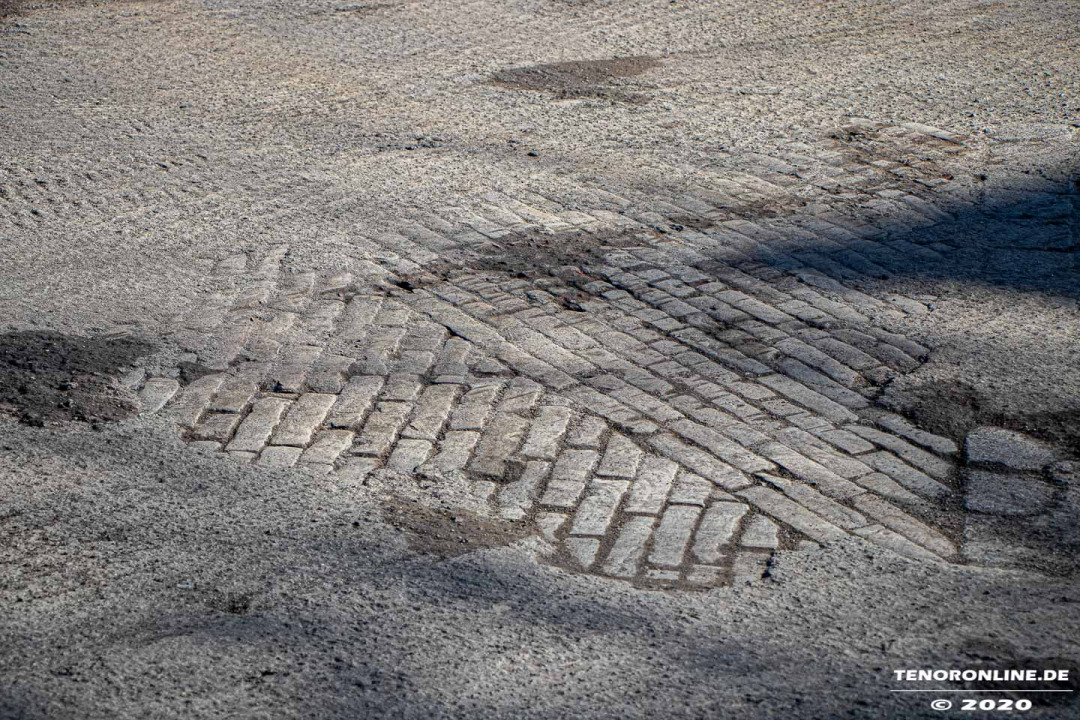 Norden – Asphaltierungsarbeiten in der Schulstraße und Großen Mühlenstraße